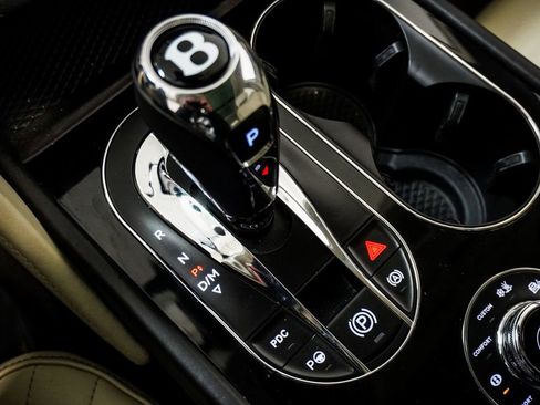 Used 2020 Bentley Bentayga Speed image 28