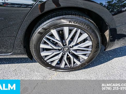 Used 2025 Nissan Altima 2.5 SV FWD image 16