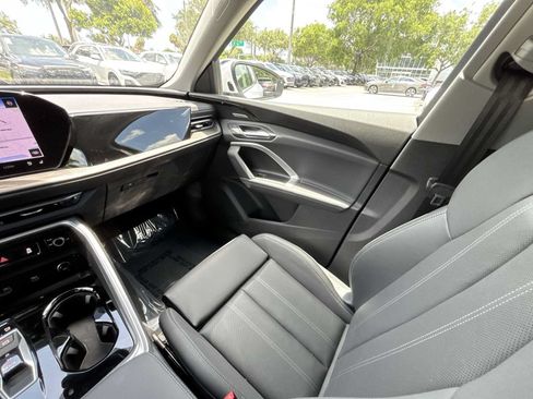 Certified 2025 Audi Q5 Premium Plus w/ Premium Plus AWD/4WD image 11