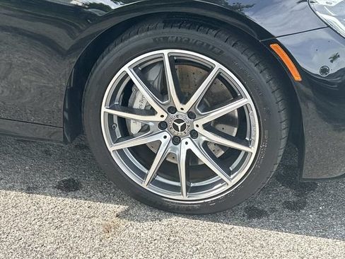 Used 2023 Mercedes-Benz E 350 4MATIC Sedan image 18