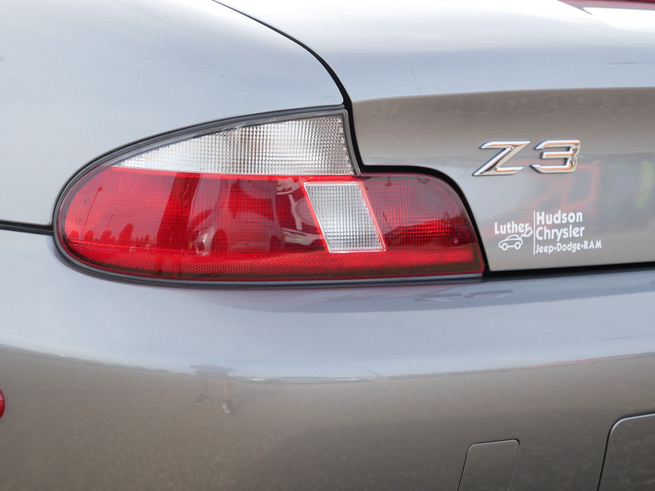 Used 2002 BMW Z3 2.5i RWD image 17