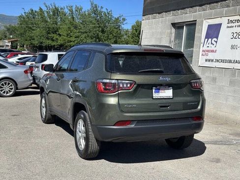 Used 2018 Jeep Compass Sport image 4