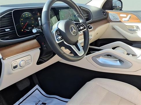 Used 2022 Mercedes-Benz GLS 450 4MATIC image 8