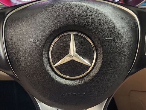 Used 2019 Mercedes-Benz GLC 300 image 49