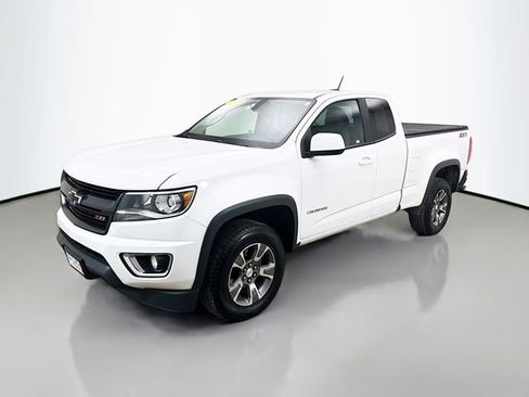 Used 2015 Chevrolet Colorado Z71 image 3
