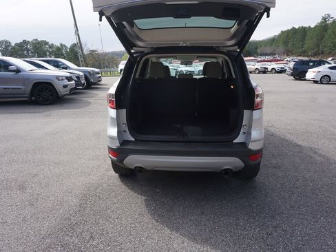 Used 2017 Ford Escape SE w/ Equipment Group 201A image 13