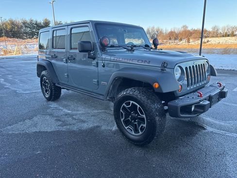 Used 2013 Jeep Wrangler Unlimited Rubicon image 9