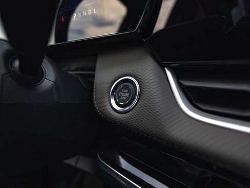 New 2026 Chevrolet Equinox LT w/ Convenience Package II image 16