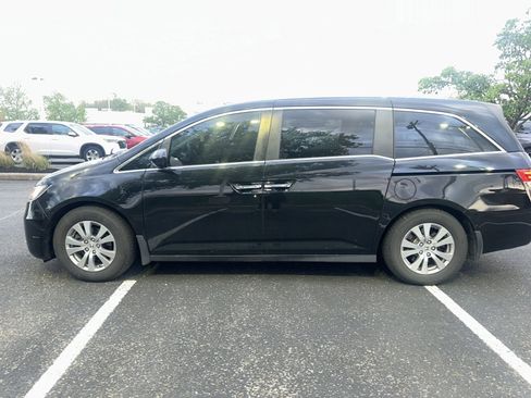Used 2016 Honda Odyssey EX-L image 2