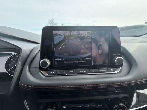 New 2026 Nissan Rogue SV AWD/4WD image 17