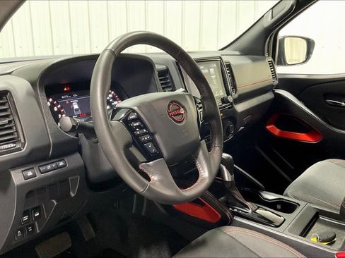 Used 2024 Nissan Frontier PRO-4X w/ Off-Road Protection Package image 14