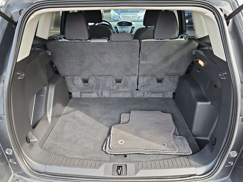 Used 2015 Ford Escape SE image 25