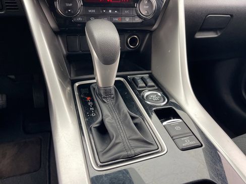 Used 2024 Mitsubishi Eclipse Cross SE image 14