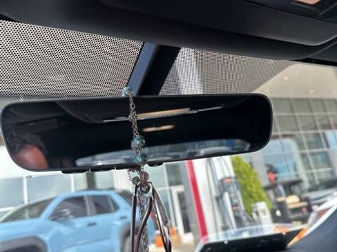 Used 2017 Lexus RC 200t F Sport image 13