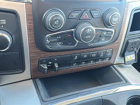 Used 2018 RAM 2500 Laramie w/ Convenience Group image 23