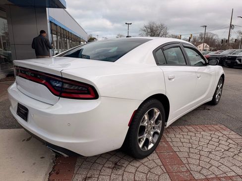 Used 2016 Dodge Charger SE w/ Popular Equipment Group image 8