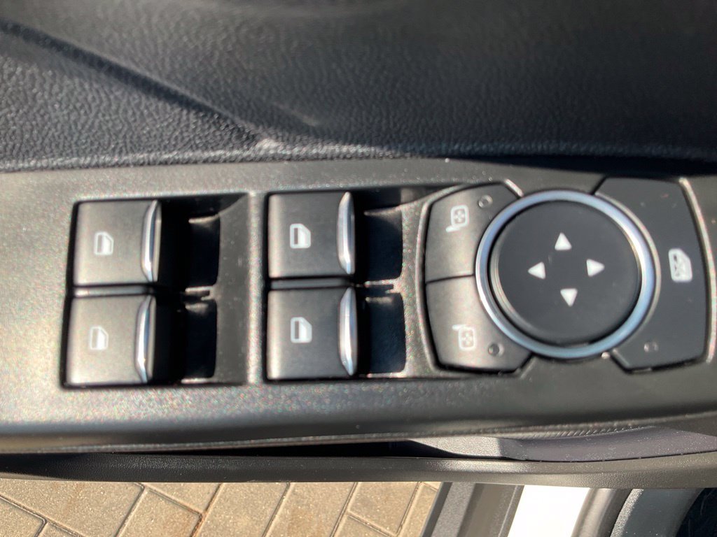 Used 2024 Ford Escape ST-Line Select w/ Tech Pack #2 AWD/4WD image 30