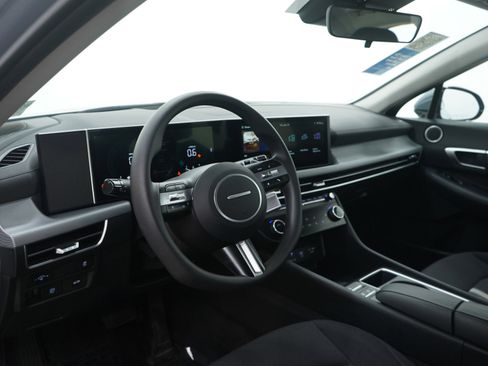 Certified 2025 Hyundai Sonata SEL image 16