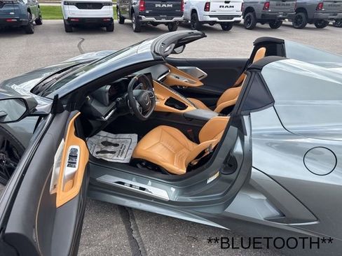 Used 2022 Chevrolet Corvette Stingray Preferred Conv w/ Z51 Performance Package RWD image 10