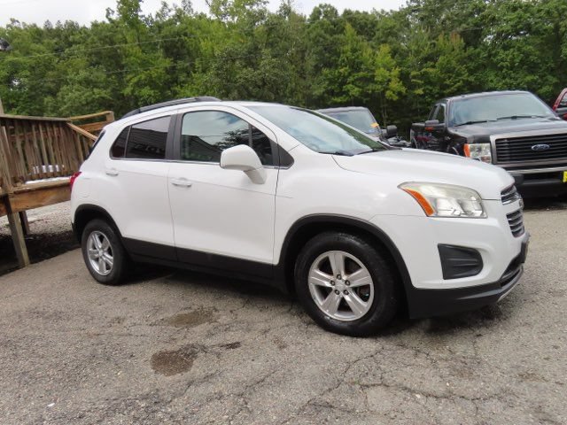 Used 2015 Chevrolet Trax LT w/ LT Plus Package FWD image 6