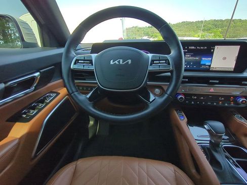 Used 2025 Kia Telluride EX X-Line AWD/4WD image 21