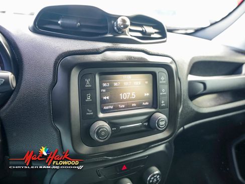 Used 2019 Jeep Renegade Sport w/ Sport Appearance Group image 18