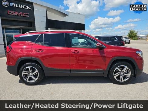 Used 2021 GMC Terrain SLT image 38