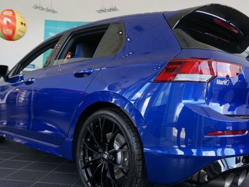 New 2025 Volkswagen Golf R Black Edition image 4