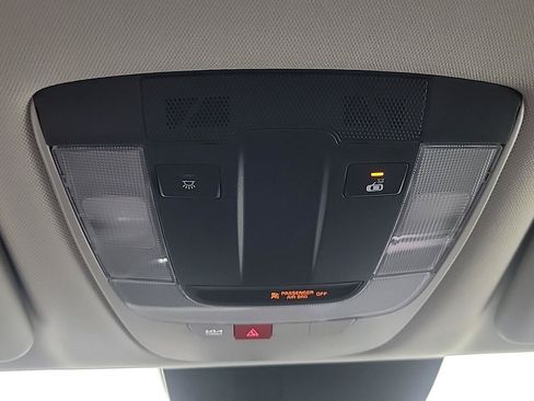 Used 2026 Kia Sportage EX FWD image 32
