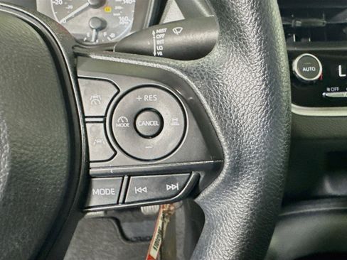 Used 2024 Toyota Corolla LE FWD image 17