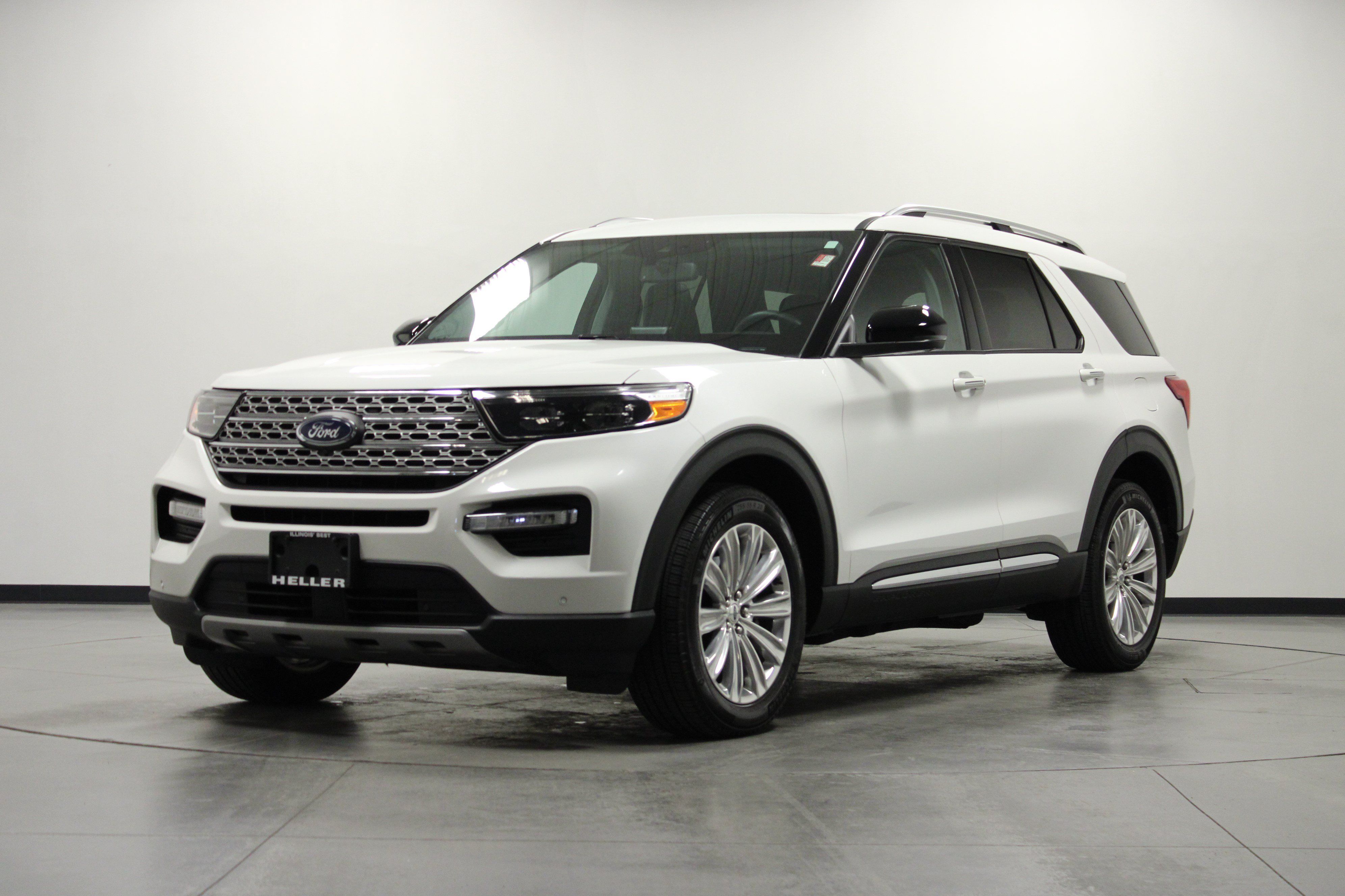 Used 2023 Ford Explorer Limited w/ Limited Technology Package AWD/4WD image 8