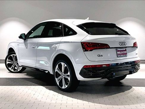 Used 2024 Audi Q5 2.0T Premium Plus w/ Premium Plus Package image 3