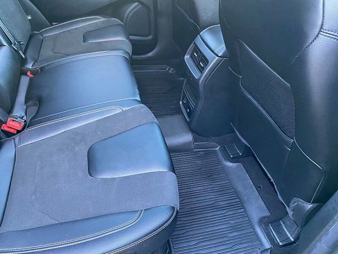 Used 2022 Ford Edge ST w/ Equipment Group 401A image 33