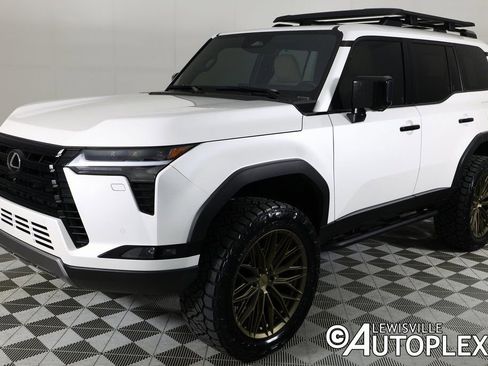 Used 2024 Lexus GX 550 image 9