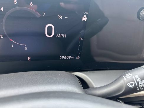 Used 2024 Buick Encore GX Avenir w/ Avenir Convenience Package AWD/4WD image 22