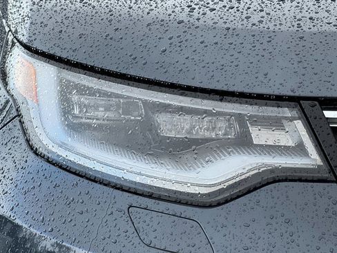 New 2026 Land Rover Discovery Limited Edition AWD/4WD image 11