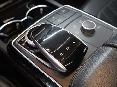 Used 2016 Mercedes-Benz GLE 350 4MATIC w/ Premium Package image 33