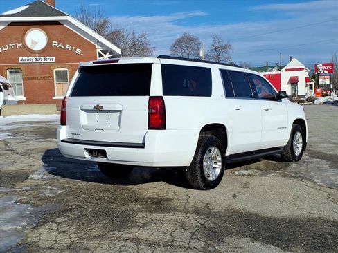 Used 2019 Chevrolet Suburban LT image 5