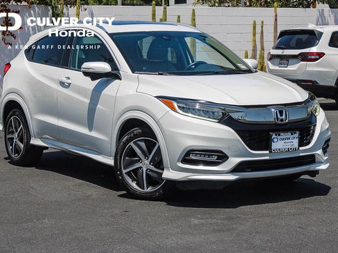 Used 2019 Honda HR-V Touring image 1