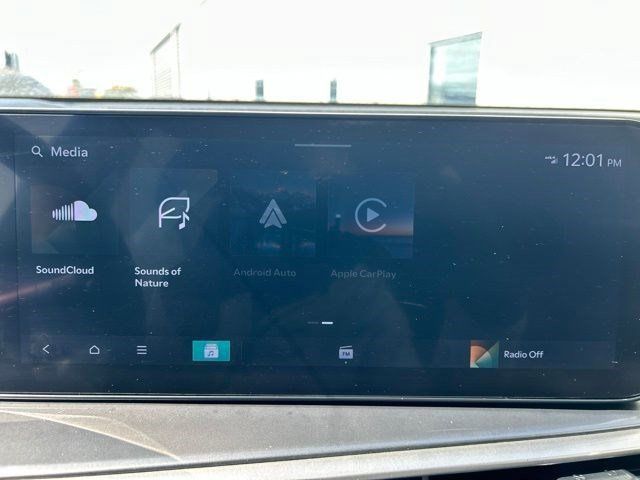 Used 2025 Kia Sorento LX FWD image 23