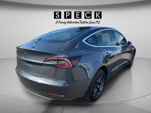 Used 2019 Tesla Model 3 RWD image 5