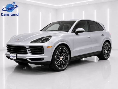 Used 2020 Porsche Cayenne S AWD/4WD image 3