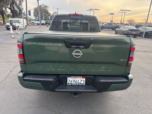Used 2024 Nissan Frontier SV w/ SV Convenience Package image 6