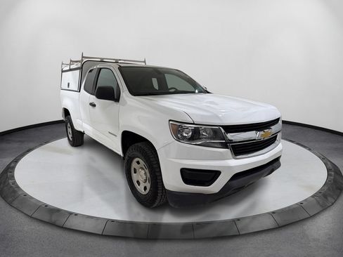 Used 2019 Chevrolet Colorado W/T w/ WT Convenience Package RWD image 3