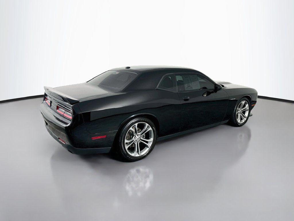 Used 2021 Dodge Challenger R/T RWD image 7