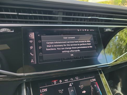 Certified 2025 Audi Q7 2.0T Premium AWD/4WD image 21
