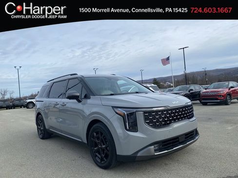 Used 2025 Kia Carnival SX Prestige image 1