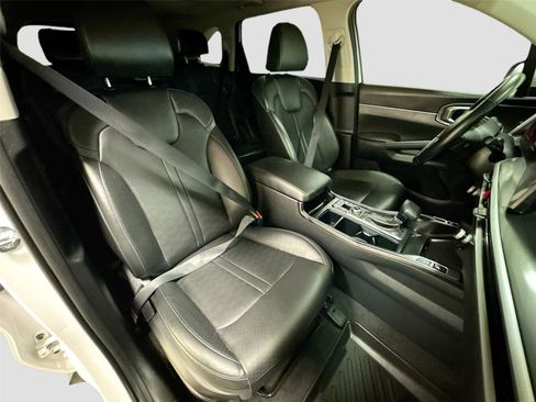 Used 2025 Kia Sorento S w/ Panoramic Sunroof Package AWD/4WD image 30