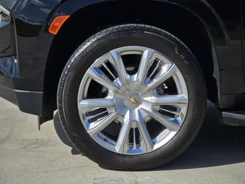 Used 2024 Chevrolet Tahoe High Country w/ Max Trailering Package RWD image 11