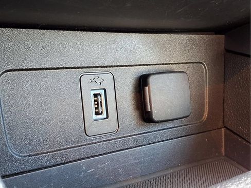 Used 2019 Ford Escape SEL FWD image 20